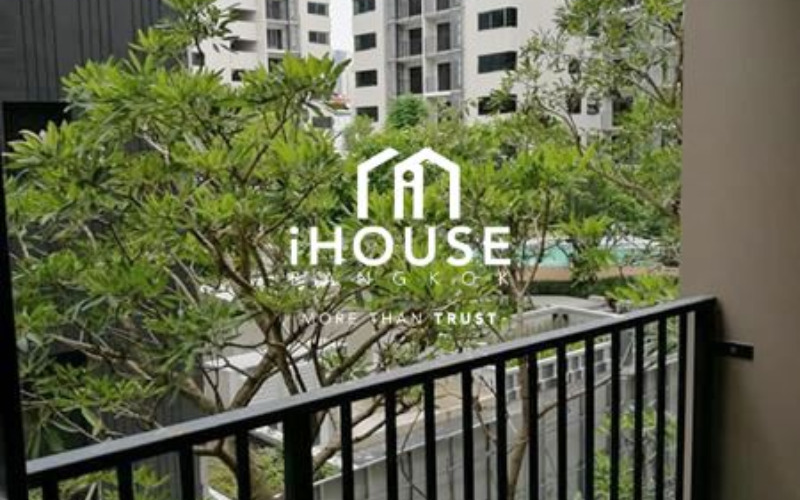 Blossom Condo @ Sathorn - Charoenrat